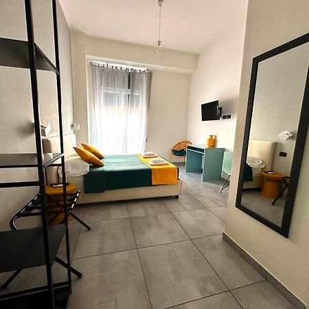 Hi Relais Rooms Napoli Ngoại thất bức ảnh