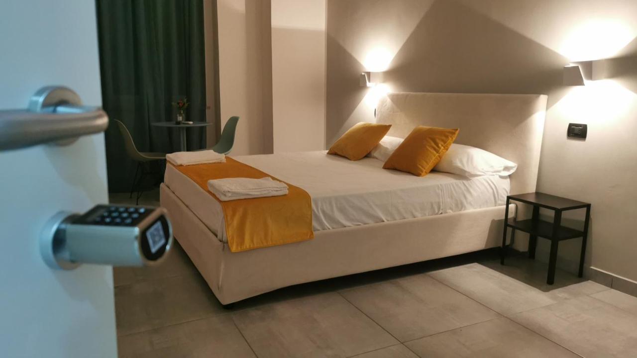 Hi Relais Rooms Napoli Ngoại thất bức ảnh